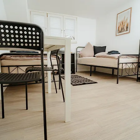 Am Alten Loehrtor Apartment